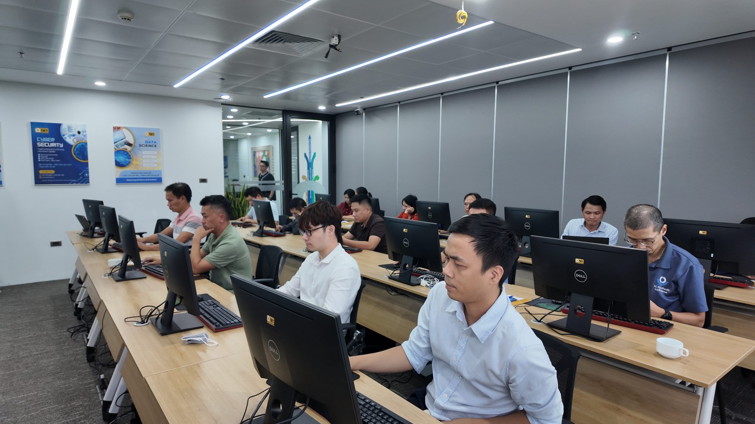 KHÓA HỌC ONLINE