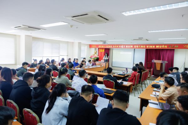 Khoa Luật – Trường Đại học Intracom tổ chức nghiệm thu đề tài Nghiên cứu khoa học của sinh viên năm học 2024 – 2025