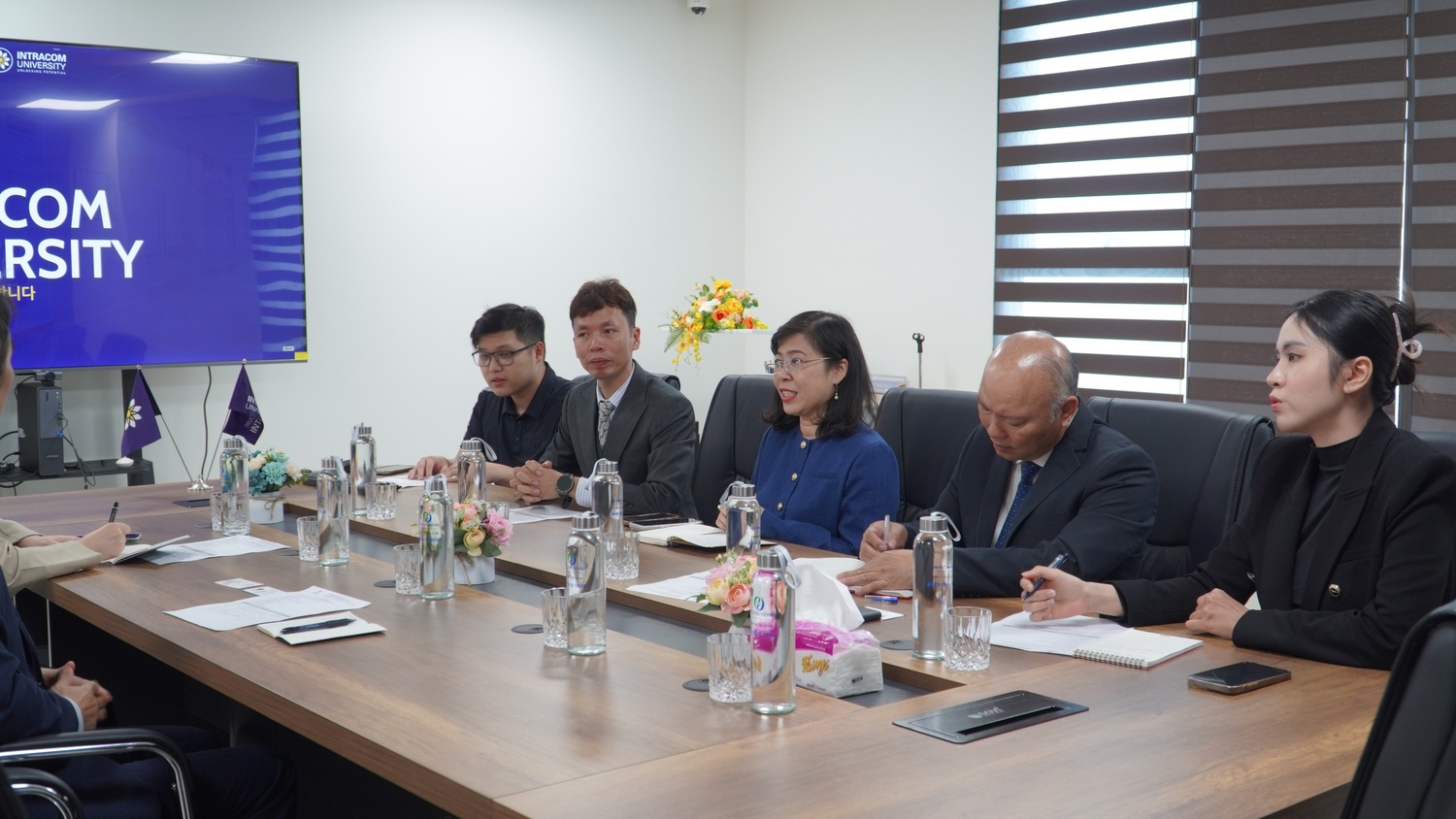 Trường Đại học Intracom làm việc với Đại sứ quán Hàn Quốc: Mở rộng hợp tác đào tạo và phát triển nguồn nhân lực chất lượng cao 4 BES01357 1