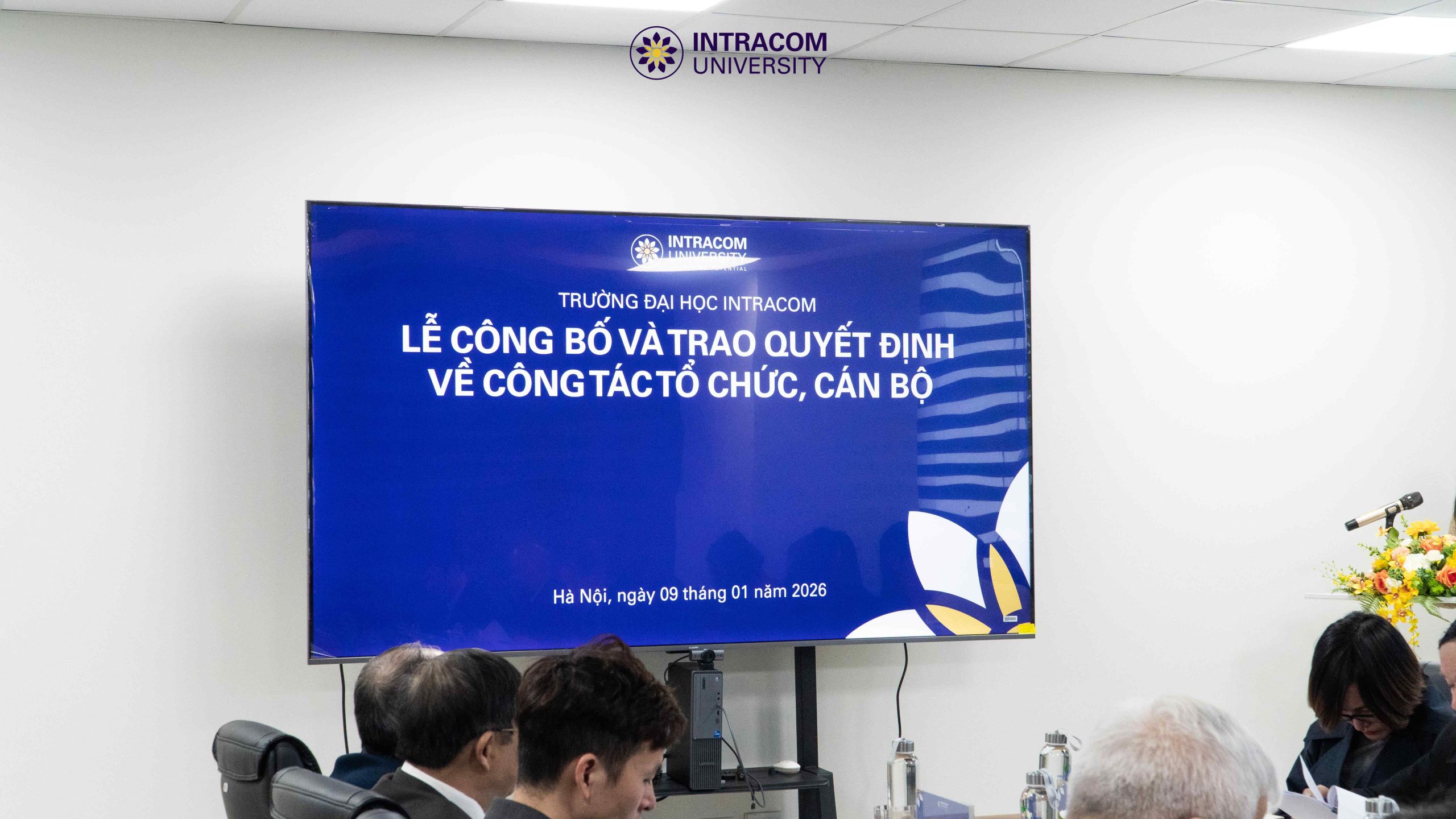 Chương trình Hội nghị Giao ban tháng 1/2026 của Trường Đại học Intracom: Kiện toàn bộ máy và định hướng nhiệm vụ trọng tâm đầu năm 10 BES02253 11zon scaled