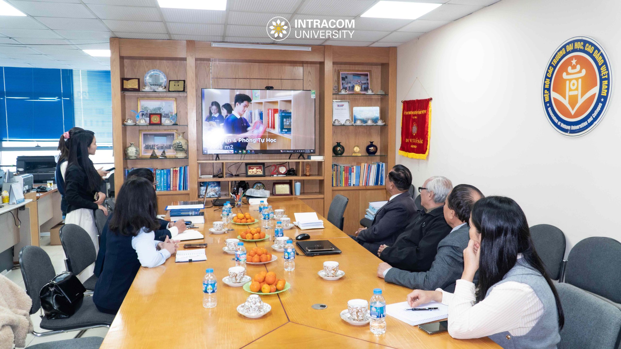 Trường Đại học Intracom ghi dấu mốc gia nhập Hiệp hội Các trường đại học, cao đẳng Việt Nam 14 BES02955 11zon scaled