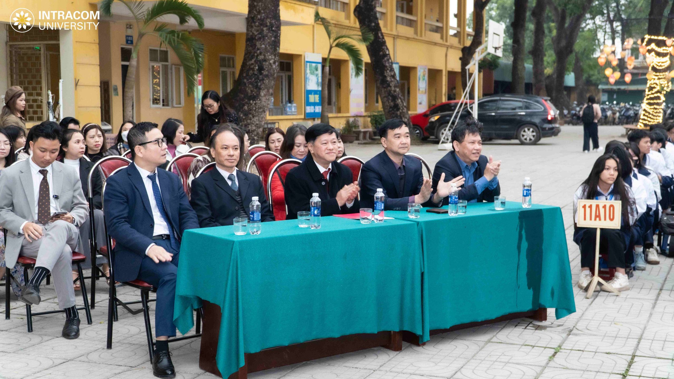 Hành trình định hướng nghề nghiệp của Trường Đại học Intracom cùng học sinh THPT Cổ Loa 4 BES04763 11zon scaled