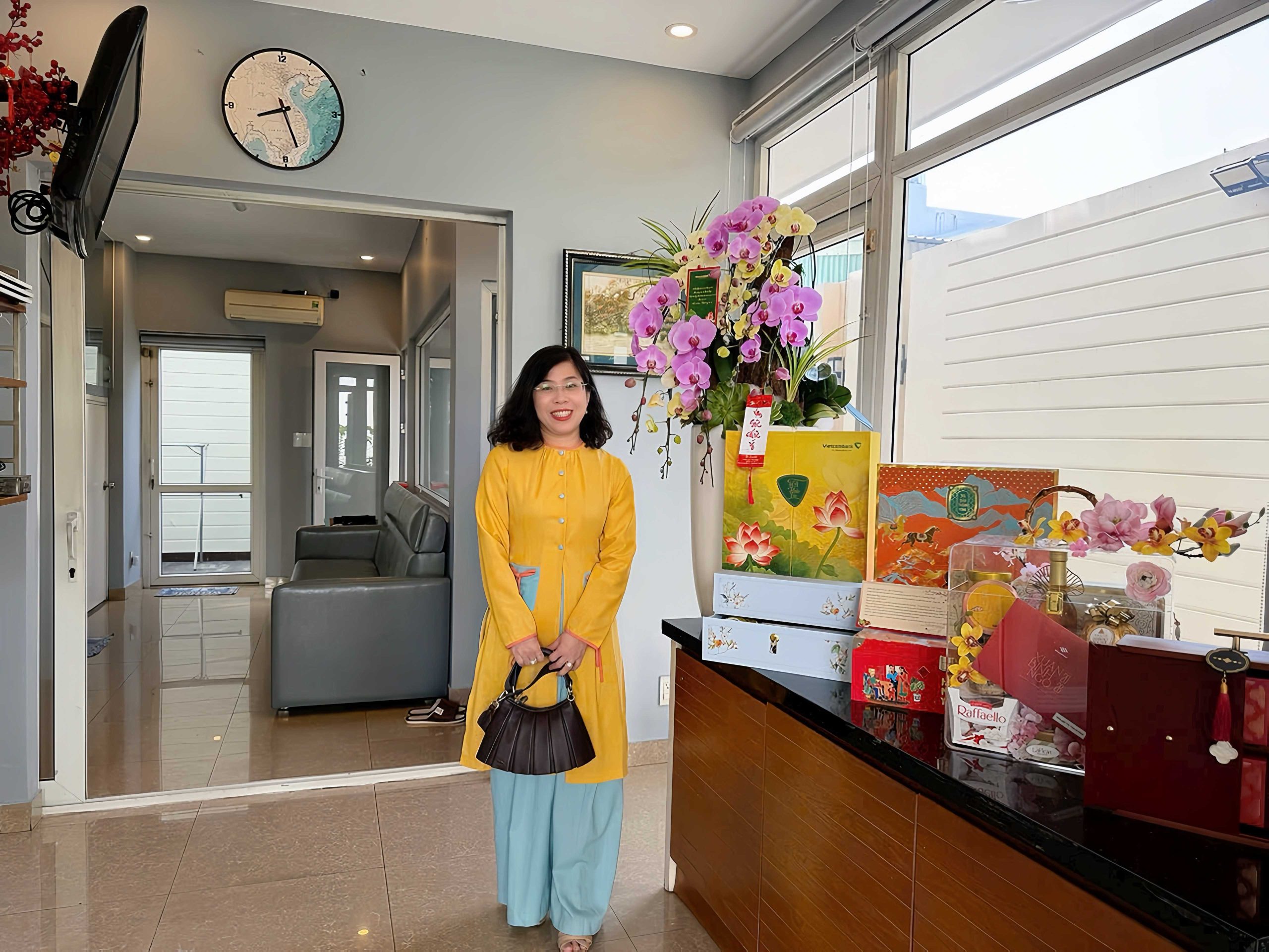 Trường Đại học Intracom chủ động phát triển nguồn nhân lực nghiên cứu khoa học, công nghệ và đổi mới sáng tạo 2 Co Cam 2 1 scaled