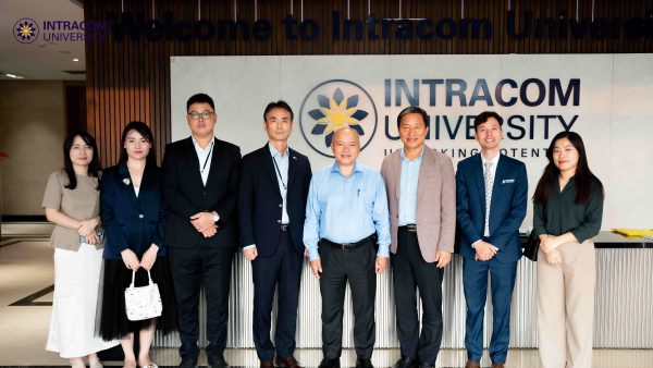 Trường Đại học Intracom làm việc với đoàn Đại sứ quán Hàn Quốc và Hiệp hội Doanh nghiệp Hàn Quốc tại Việt Nam (KOCHAM)