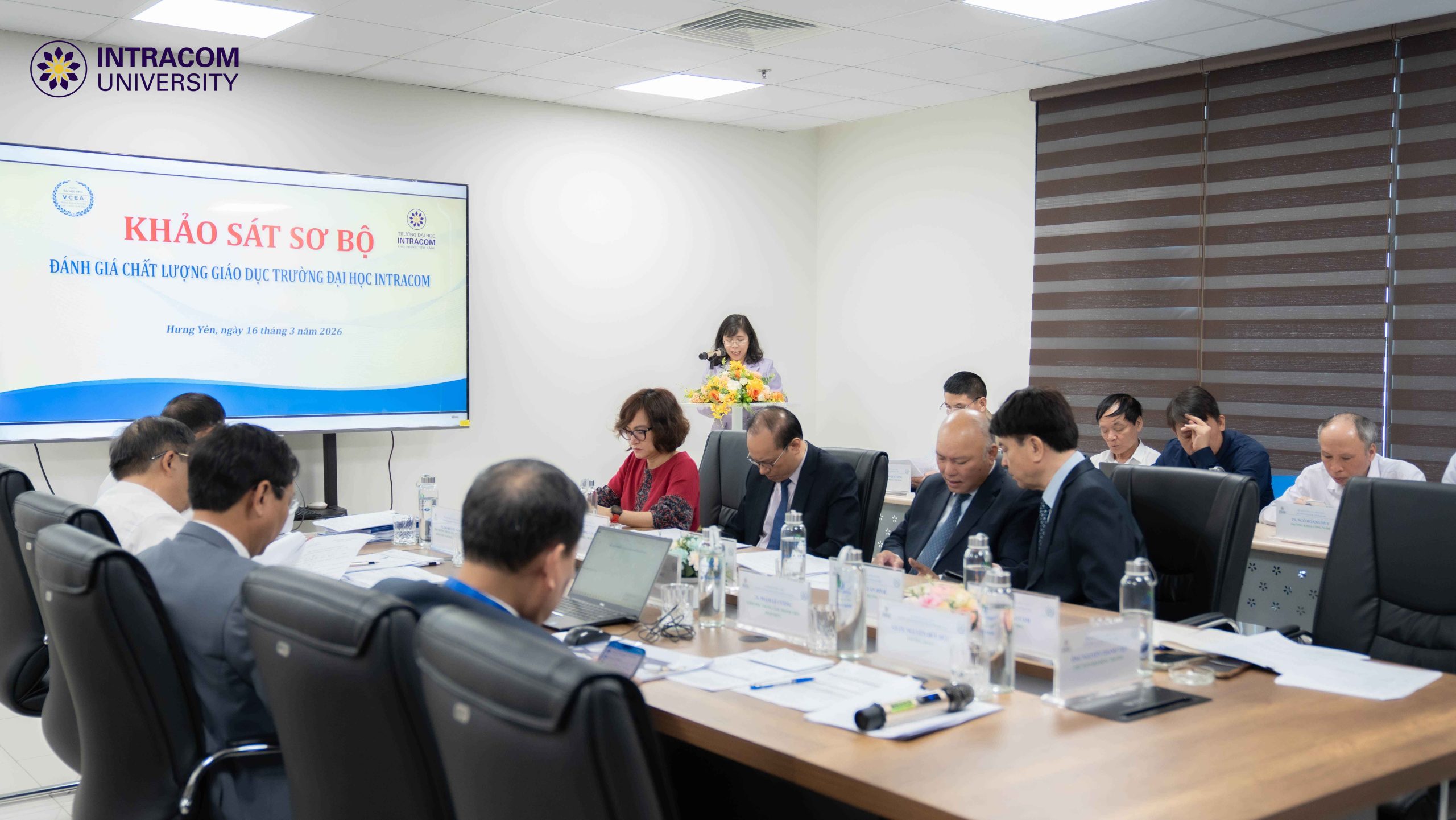 Trường Đại học Intracom tổ chức Khảo sát sơ bộ phục vụ đánh giá ngoài cơ sở giáo dục 7 DSC04011 11zon scaled
