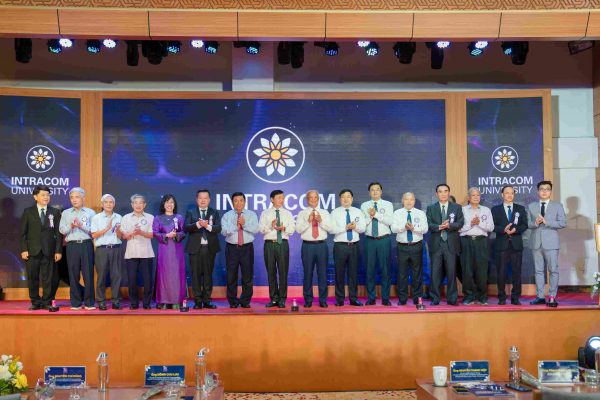 Toàn cảnh Lễ Kỷ niệm 20 năm thành lập: Trường Đại học Intracom chính thức bước vào kỷ nguyên mới