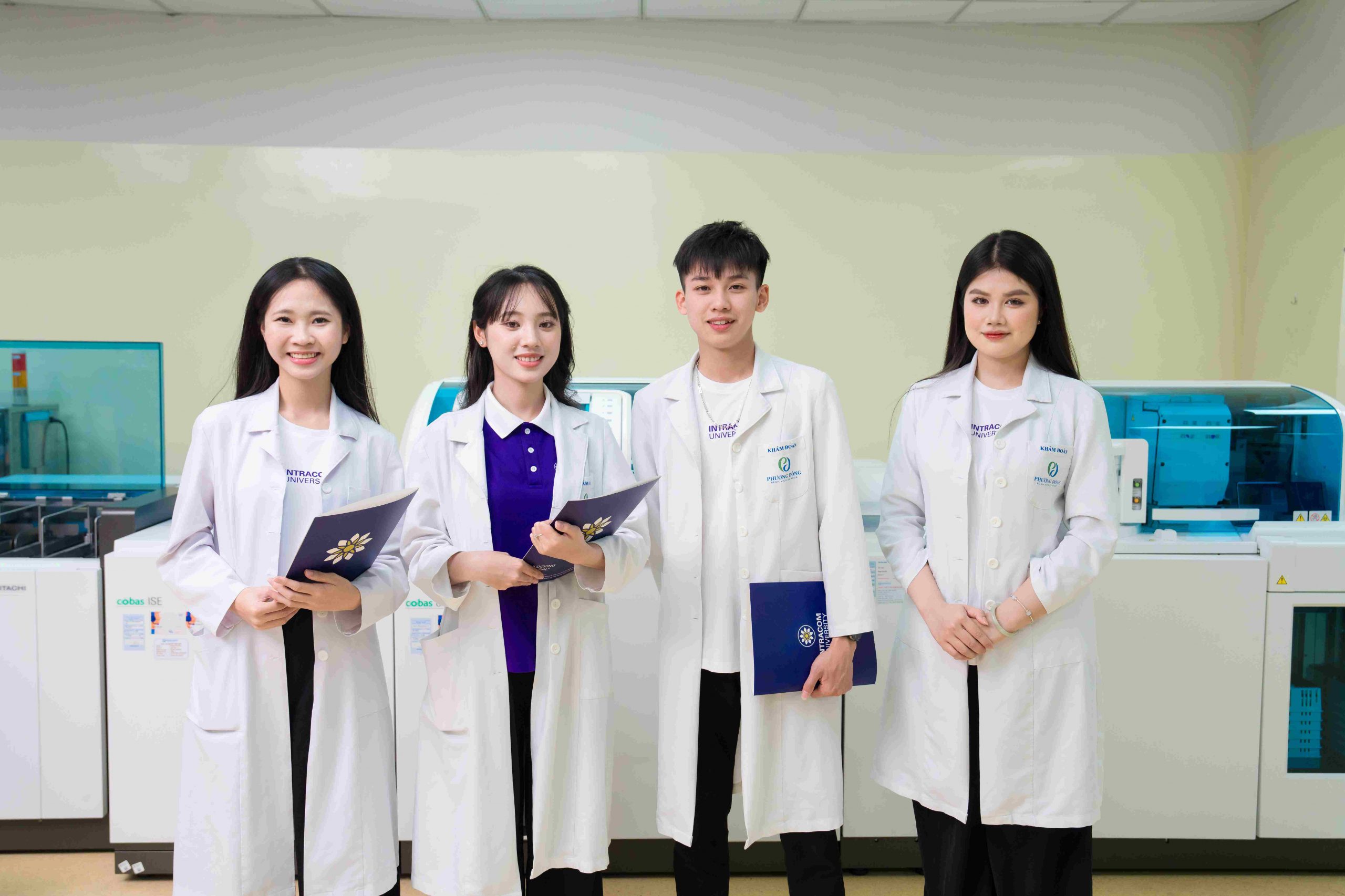 Sinh viên Y - Dược