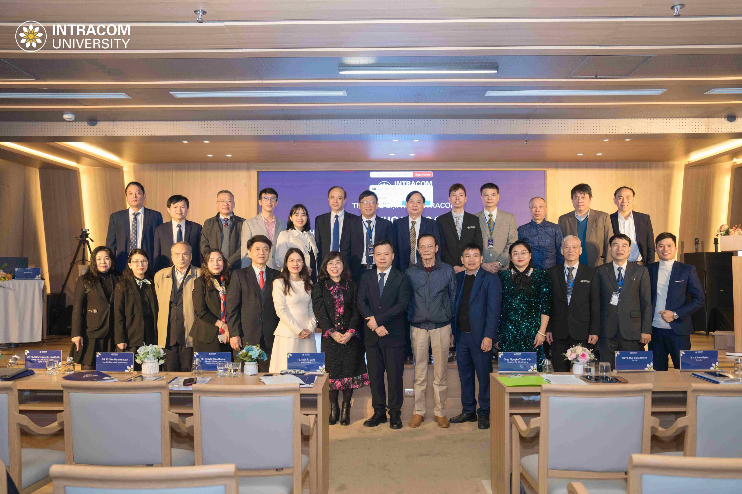 Chương trình hội thảo quốc tế: “Thúc đẩy ứng dụng khoa học và công nghệ vào cuộc sống - Từ lý thuyết đến thực tiễn” 10 DSC05793 11zon scaled