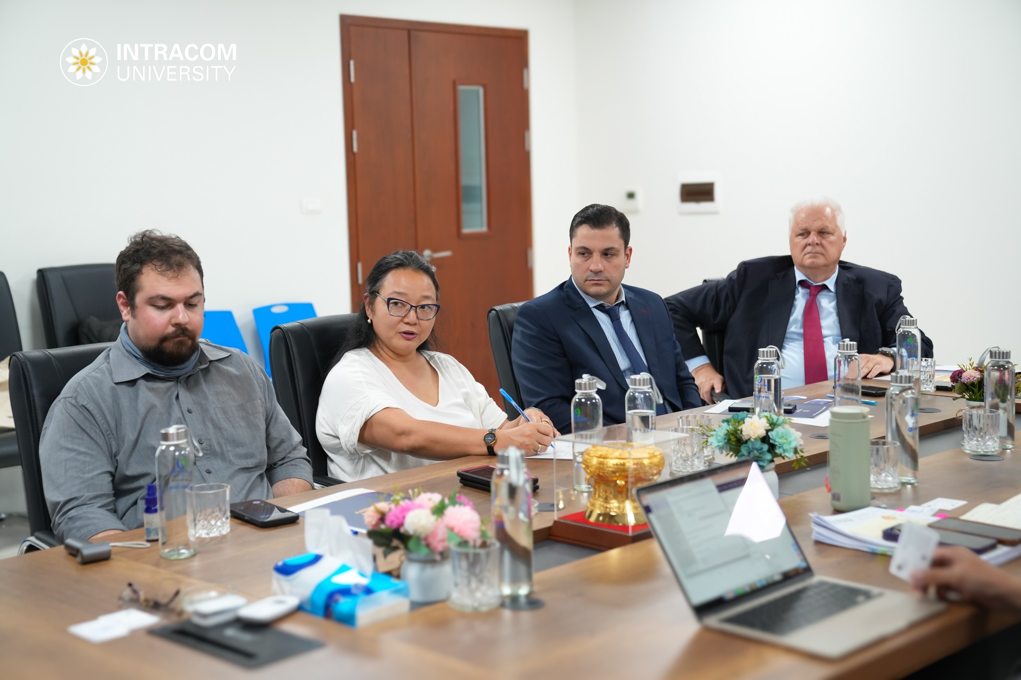 Intracom University and University of Macedonia promote training cooperation according to international standards 4 INU 9 of 20 11zon