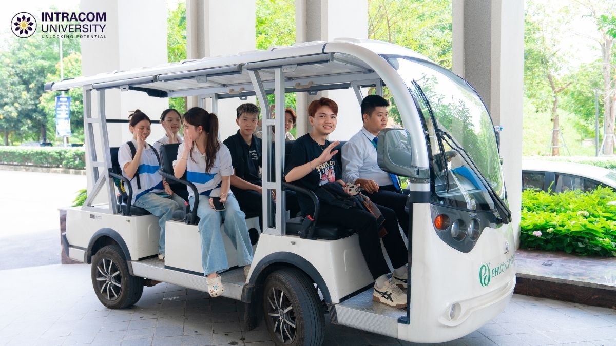 Experience 1 day of being a real student at INU Open Day August 1: "2K8 Stop - Prepare for New Steps" 3 Suggesting the Future at INU Open Day July 25: "2K8 Stop" Helps Students Confidently Choose Their Path