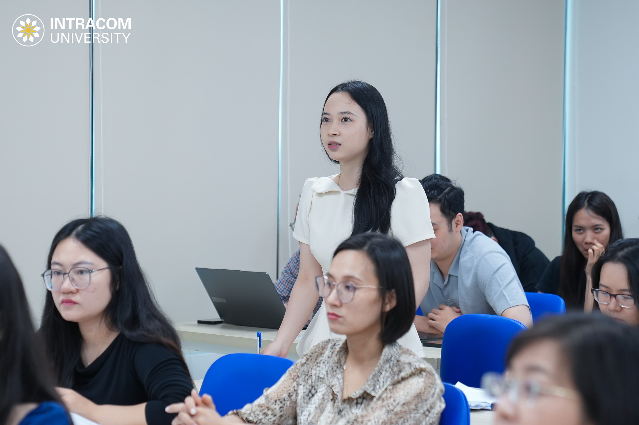 Intracom University tightens administrative standards with "Training class on document drafting and clerical and archival work" 9 Tap huan 3 of 9