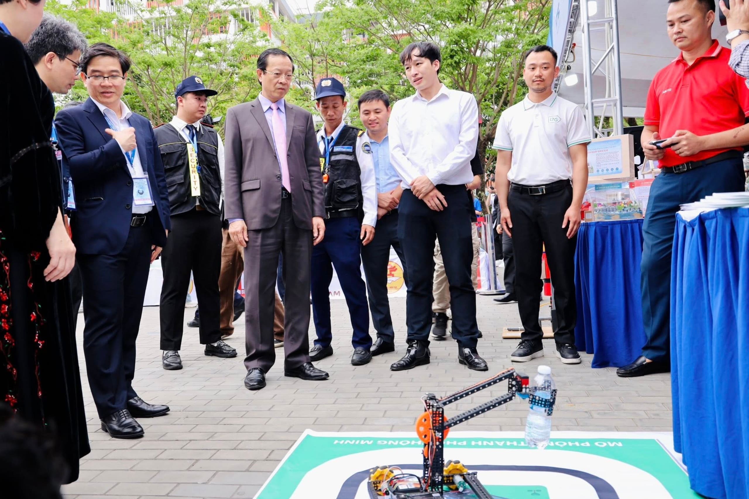 Robot và Trí tuệ nhân tạo