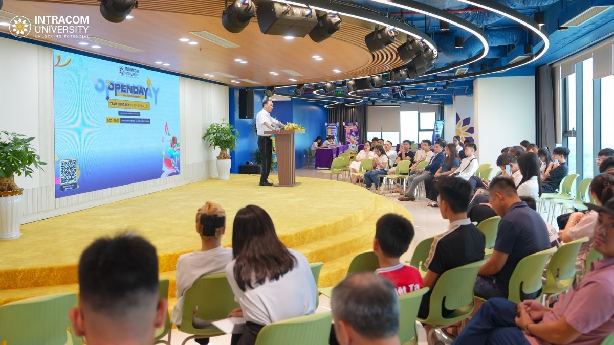 Open Day 8/8 tại INU: Cùng 2K8 Khám Phá Trường Đại Học Intracom Và Sẵn Sàng Bứt Phá Tương Lai 7 Openday Trường Đại học Intracom