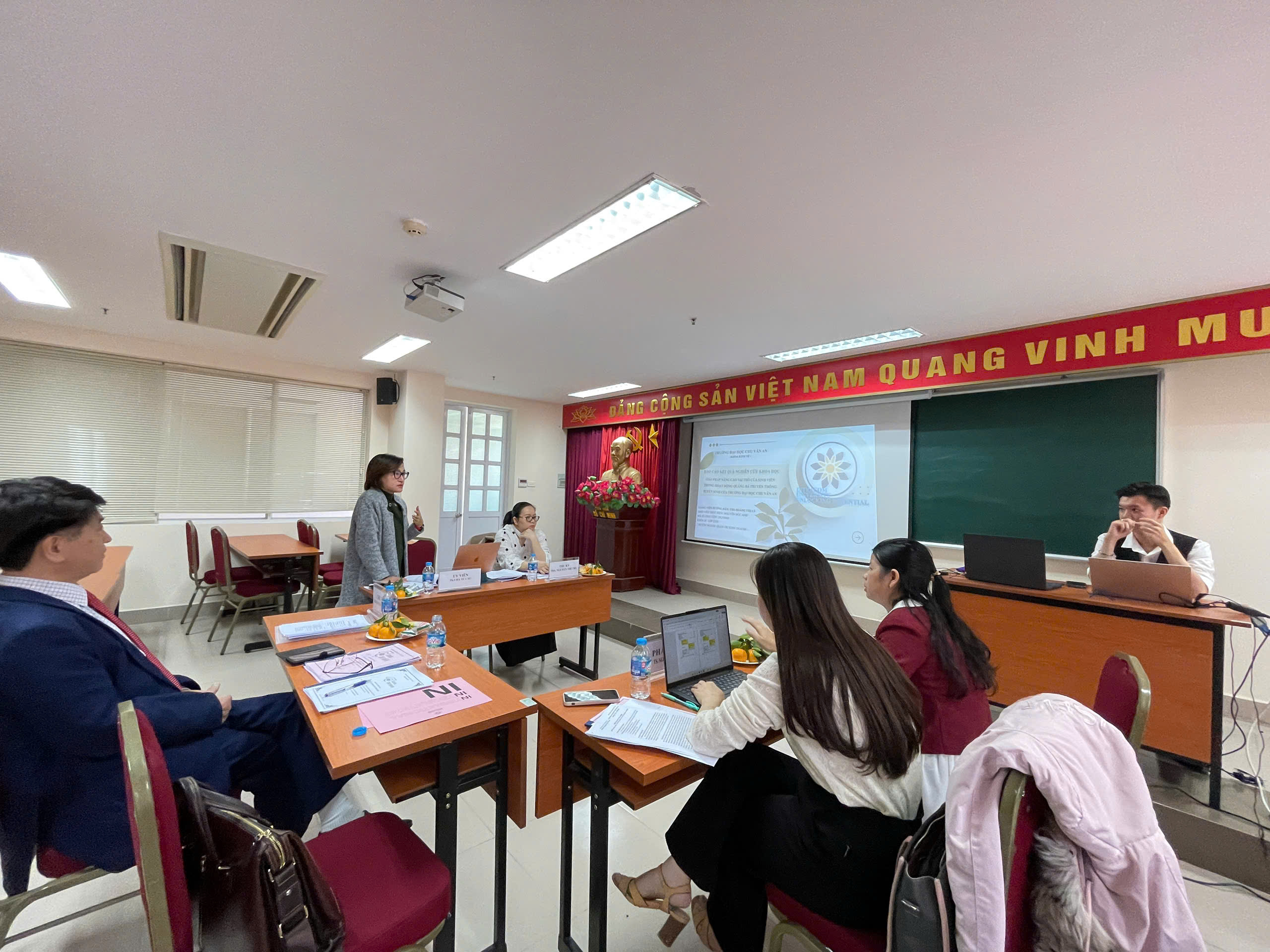 Faculty of Economics - Intracom University Organizes the Acceptance of Scientific Research Topics of Students for the 2024 - 2025 School Year 2 z7291789843861 904c4e9cc878162a05087fb2b2eb7858