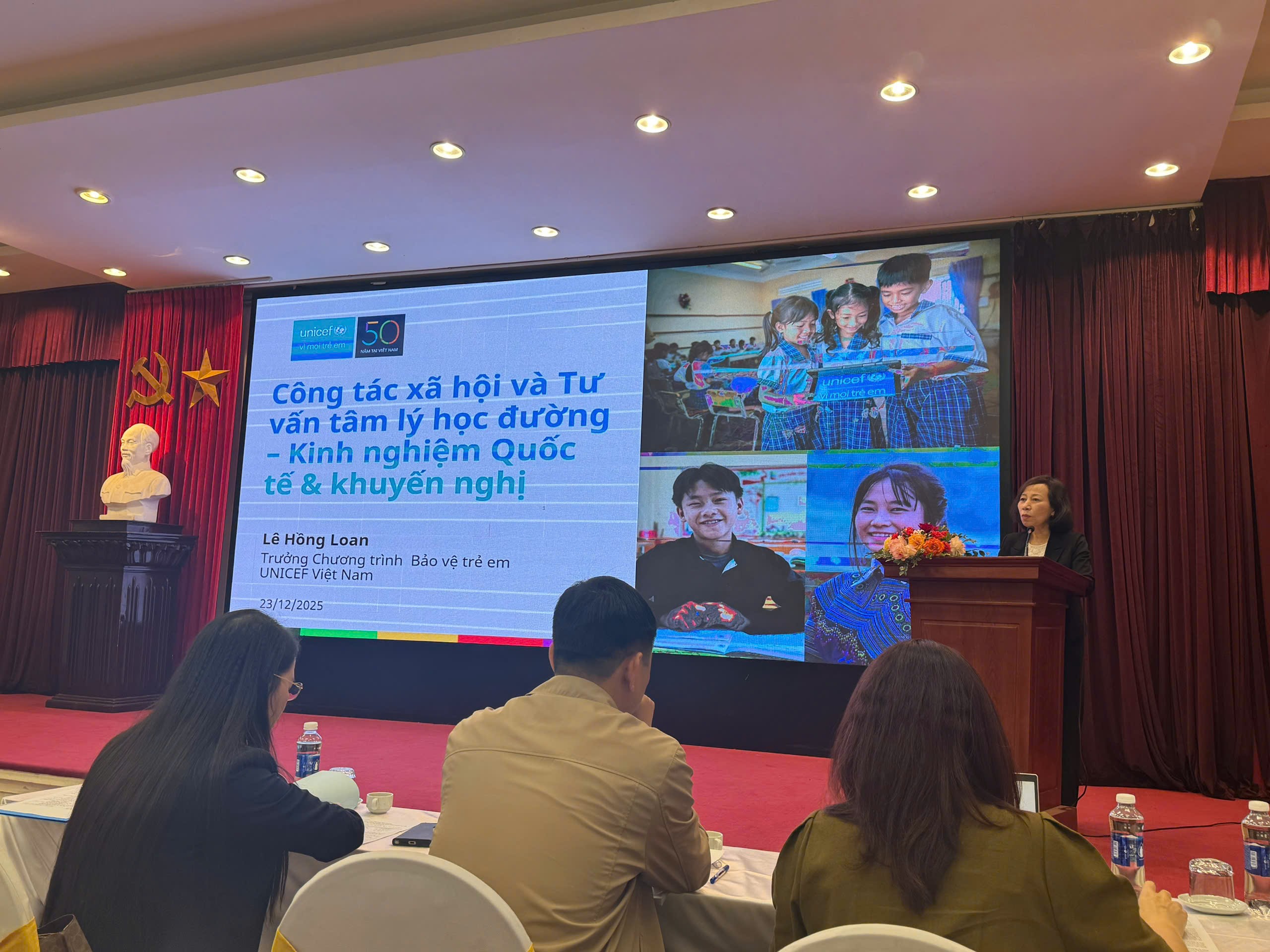 Hội nghị triển khai Công tác tư vấn học đường và Công tác xã hội trong ngành giáo dục đáp ứng yêu cầu kỷ nguyên số 5 z7367674356508 1073eb4cab39892da184be67a879bb7e