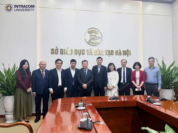 Trường Đại học Intracom chúc tết Sở Giáo dục và Đào tạo thành phố Hà Nội: Đẩy mạnh hợp tác giáo dục và hướng nghiệp năm 2026
